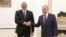 Президент России Владимир Путин (справа) и президент Азербайджана Ильхам Алиев 