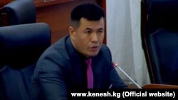 Өмүрбек Бакиров. Архивдик сүрөт 