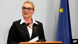 Міністерка оборони Яна Чернохова назвала ключовим забезпечити якнайшвидше постачання боєприпасів до України