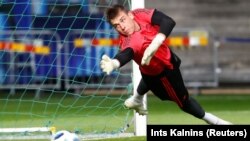 Лунін захворів на COVID-19