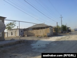 Ýandaklyagyz obasynyň köne bölegi