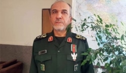 عبدالله عراقی پس از دریافت نشان فتح ۲