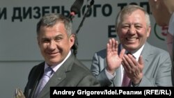 Рөстәм Миңнеханов артында Альберт Шиһабетдинов