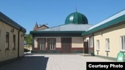 Элекке мәчеткә мөселманнар сыймый башлый