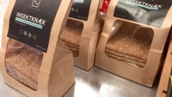 Хлібці з хробаками у данському супермаркеті