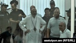 Բագրատ Գալստանյանի և մյուսների գործով դատական նիստ, արխիվ