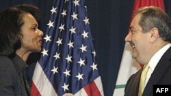 Кондолиза Райс (с) Һөшияр Зебари белән:
"Безнең уртак мәнфәгатьләр бар."