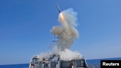 Пуск ракеты Tomahawk с боевого корабля (иллюстративное фото) 