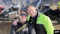 کریگ و لیندسی فورمن در یک سفر جاده‌ای با موتورسیکلت