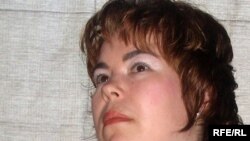 Larisa Usmanova Törkiä, Amerika tatarları da kitap yazarğa yärdäm itte, di. 