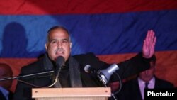 «Ժառանգություն» կուսակցության առաջնորդ Րաֆֆի Հովհաննիսյան, արխիվ