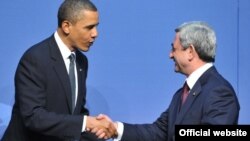 U.S. -- President Barack Obama with his Armenian counterpart Serzh Sarkisian at the Nuclear Security Summit, Washington, DC, 13Apr2010