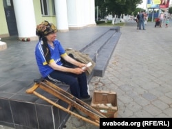 Дапамажыце, хто можа