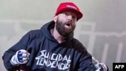 Фронтмен Limp Bizkit Фред Дерст