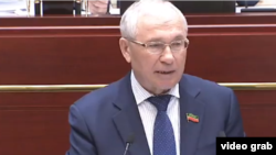 Разил Вәлиев