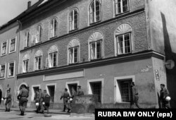 تصویری قدیمی‌تر از محل تولد آدولف هیتلر؛ زمان ثبت این تصویر نامشخص است