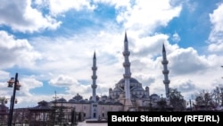 Бишкектеги борбордук мечит.