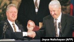 بوریس یلتسین و بیل کلینتون ۱۹۹۷ در هلسینکی