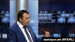 Секретарь парламентской фракции партии «Процветающая Армения» Ваге Энфиаджян (архив)