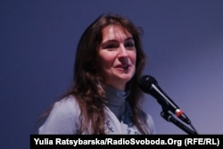 Дослідниця Ірина Рева на зустрічі учасників бойових дій із молоддю до Дня пам'яті жертв Голодоморів. 22 листопада 2018 року