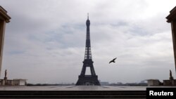 Փարիզի դատարկ փողոցները կարանտինի օրերին