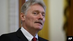 «Я ніяк не можу прокоментувати цю інформацію», – сказав речник Кремля Дмитро Пєсков 9 квітня