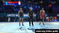 Эрназар Акматалиев эркин күрөш боюнча дүйнө чемпионатынын чейрек финалдык беттешинде. Осло, Норвегия. 4-октябрь, 2021-ж.