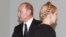 Russia -- Prime Minister Vladimir Putin (L) and his Ukrainian counterpart Yulia Timoshenko during their meeting in Moscow, 17Jan2009 