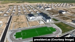 Сяло ў Агдамскім раёне падчас цырымоніі адкрыцьця ў траўні 2025 году