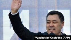 Садыр Жапаров, шайланган президент. 
