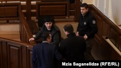 Михаил Каландия в зале суда