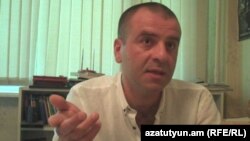 Арман Везирян