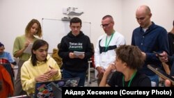 Бәйгедә катнашучылар