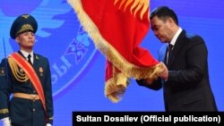 Токтогул Сатылганов атындагы улуттук филармониядагы Садыр Жапаровдун инаугурациясы.