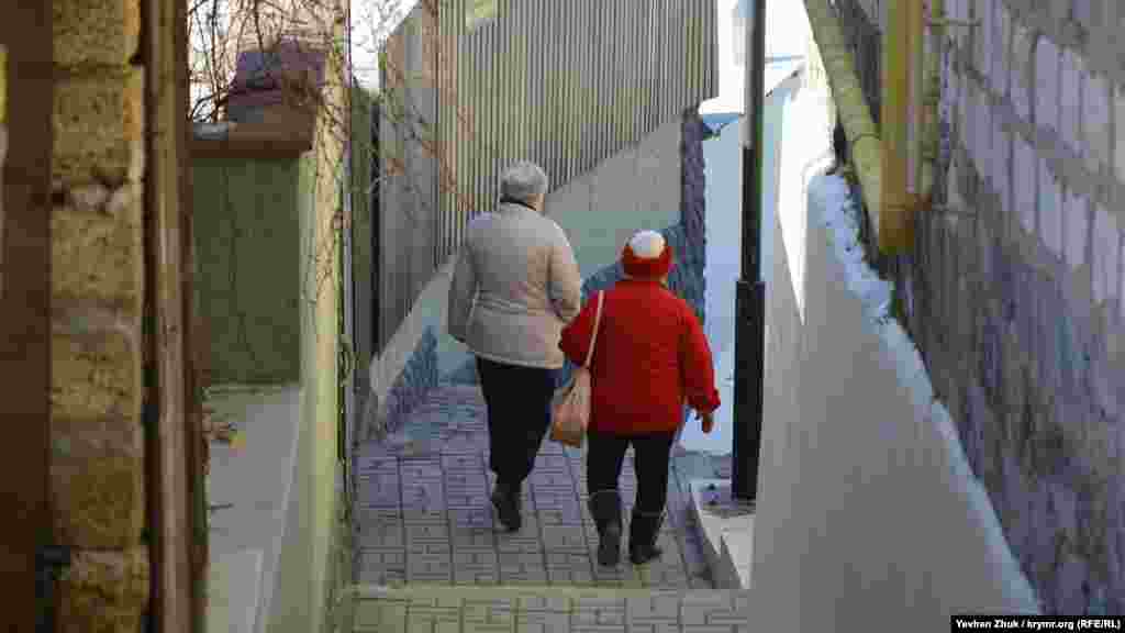 Північна сторона &ndash; це суцільні підйоми та узвози. Це &ndash; узвіз Водоп&#39;янова