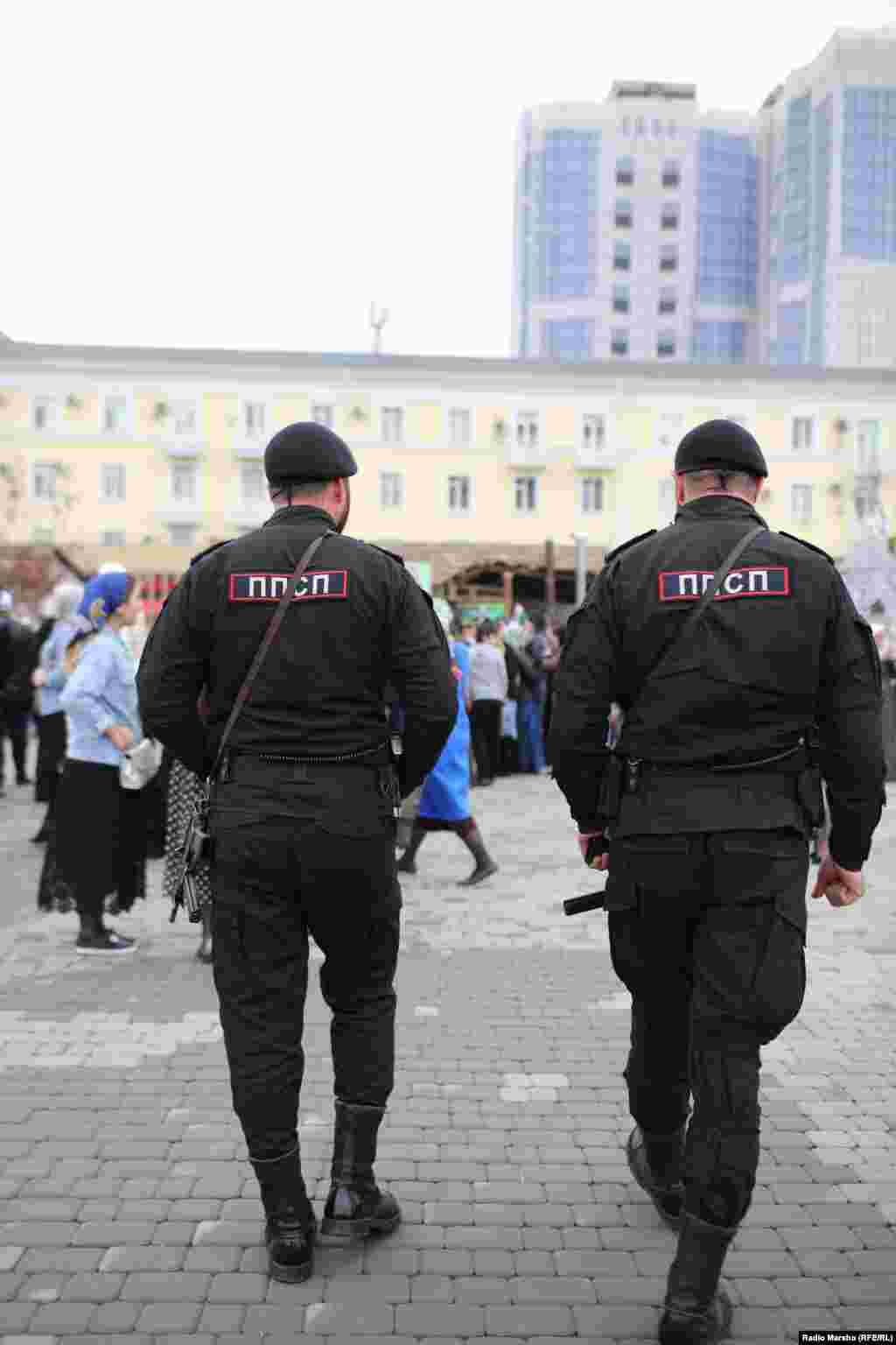 Кхиболу ницкъхой санна, полици а яра къепе латтош.