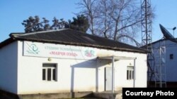 Акс аз сомонаи интернетии ТВ "Мавҷи озод" гирифта шудааст