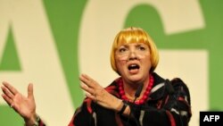 کلودیا روت، عضو حزب سبز‌ها و نایب‌ رییس مجلس آلمان