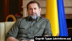 Сергій Гайдай не уточнив назви цих населених пунктів, оскільки українські телеефіри також дивляться представники країни-агресора