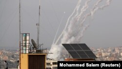 Газа секторунан Израилди көздөй атылган ракеталар. 10-май, 2021-жыл