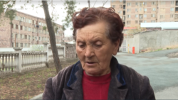 «Հույս ունենք հսկողության սարքը կհանեն». փաստաբանի պնդմամբ՝ «տատիկների գործով» մեղադրյալ կինոջ ոտքին վերքեր են առաջացել 