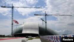 "Vечтатели" хотят хотя бы через год вернуть парламент из Кутаиси в Тбилиси