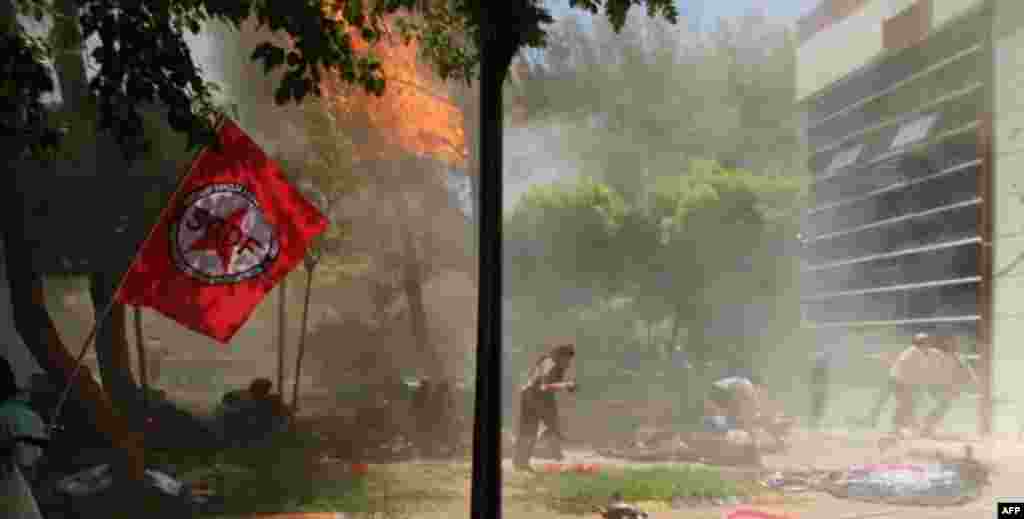 انفجار روز دوشنبه زمانی رخ داد که گروهی از &nbsp;انجمن&zwnj;های چپگرای ترکیه قرار بود طی بیانیه&zwnj;ای اعلام کنند که قصد دارند به شهر کوبانی بروند.