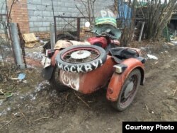 МТ, на якому виїхали з аеропорту після підриву БТР