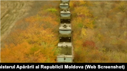 Captură dintr-un video publicat de Ministerul Apărării de la antrenamentele militarilor Armatei Naționale cu noile sisteme de artilerie autopropulsate ATMOS