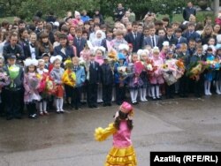 Чаллының 2нче гимназиясендә 1 сентябрь тантанасы