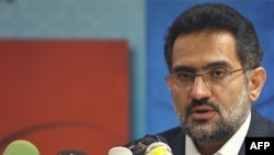 محمد حسینی، وزیر ارشاد دولت محمود احمدی‌نژاد