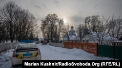 Понад десяток правоохоронців стежив за перебігом подій у селі Ворсівка