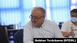 Өмүрбек Текебаев