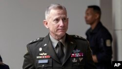 Դուգլաս Սիմս